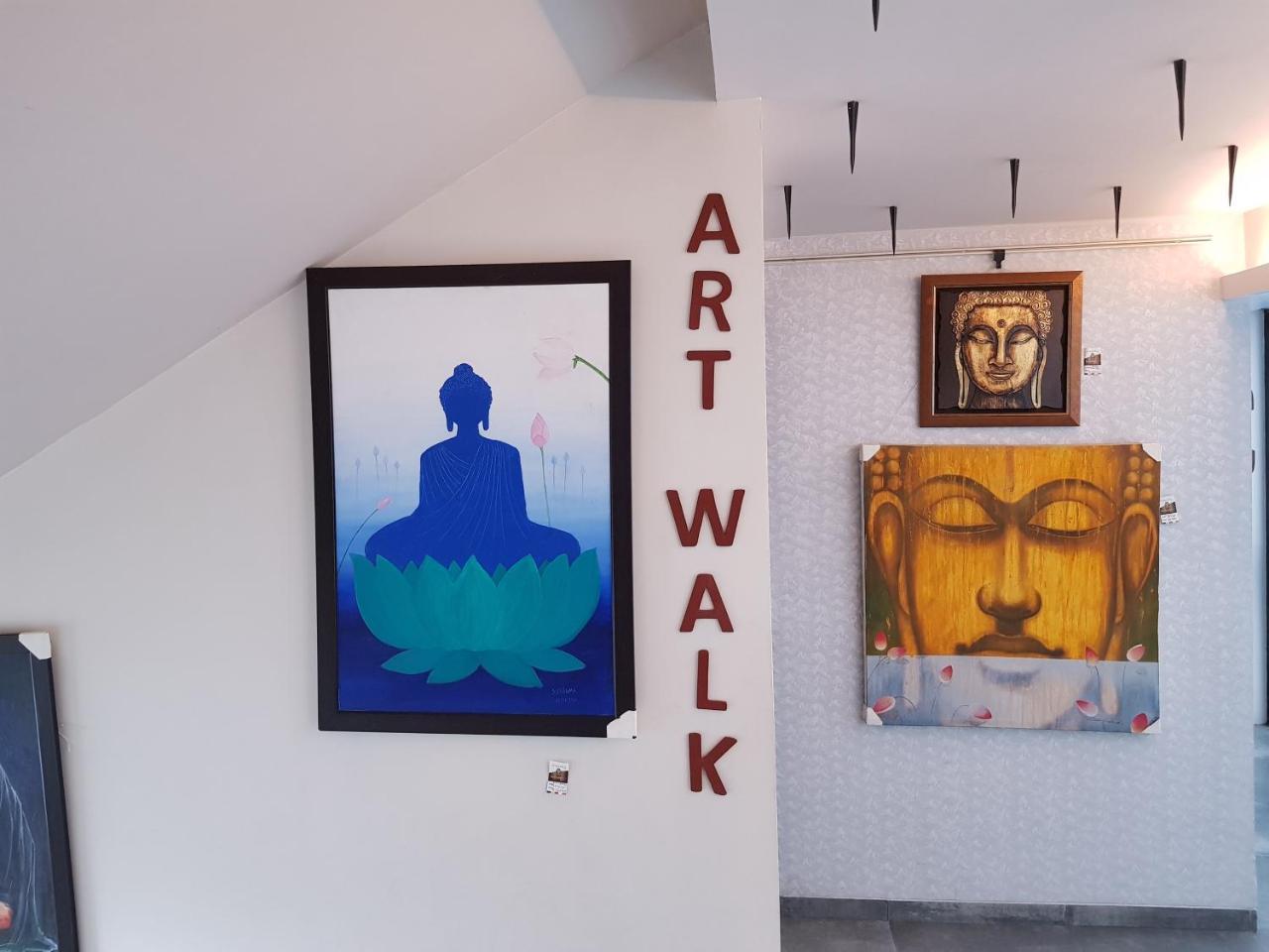 Dragonfly Hotel - The Art Hotel Мумбаи Экстерьер фото